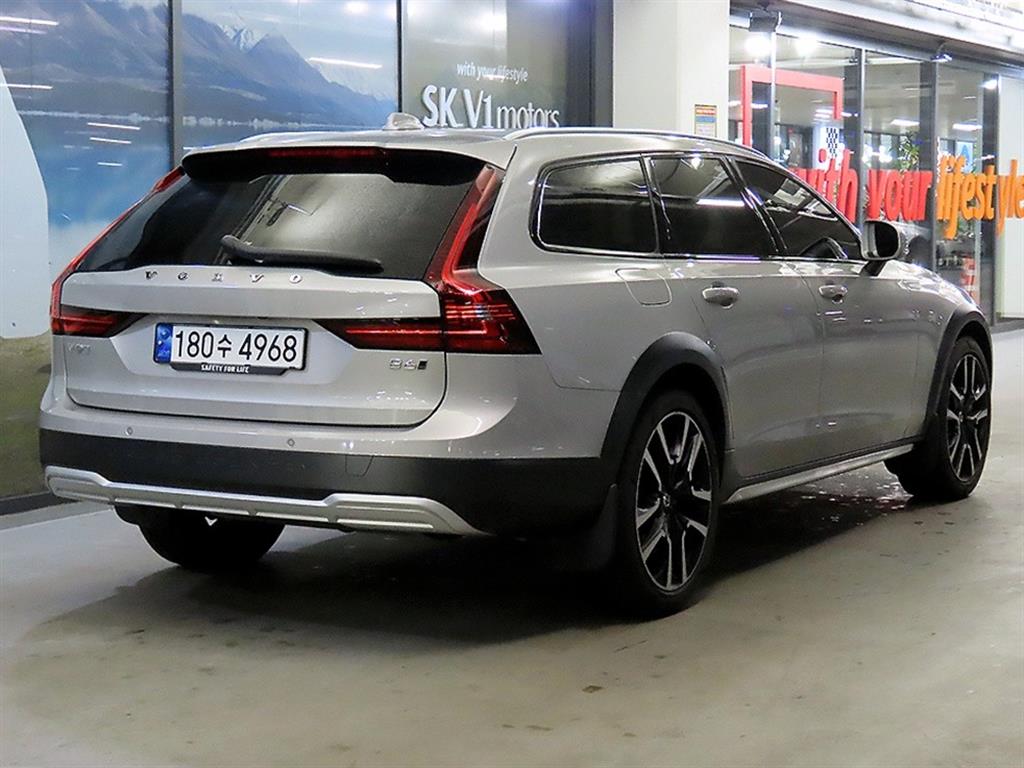 볼보 V90 크로스컨트리 2.0 B6 AWD 얼티메이트 - 이미지 15