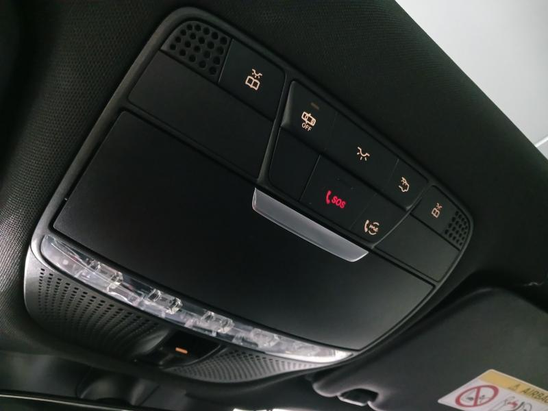 벤츠 GLC클래스 GLC 300e 4매틱 - 이미지 8