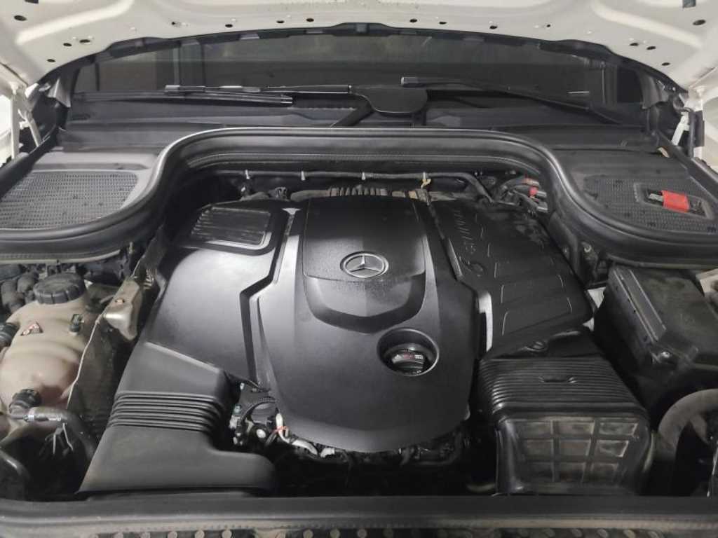 벤츠 GLE클래스(4세대) GLE 400d 4매틱 쿠페 - 이미지 7