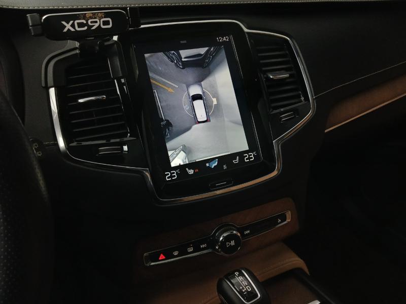 볼보 XC90(2세대) D5 AWD 인스크립션 - 이미지 9