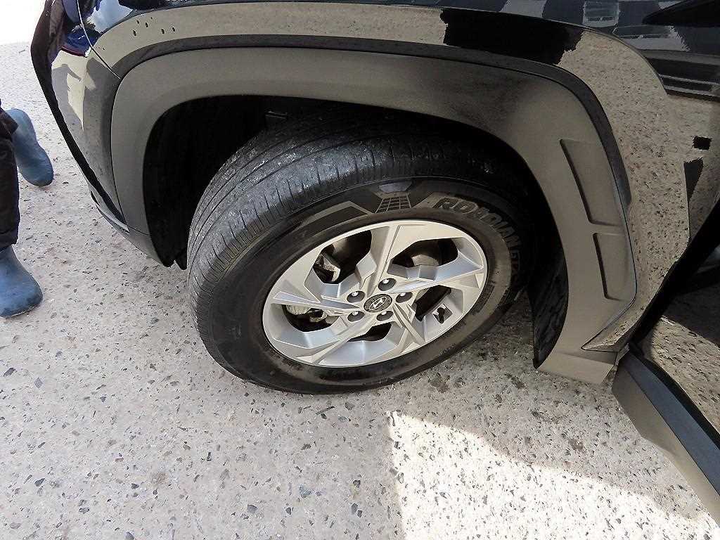 현대 더 올뉴투싼 2.0 디젤 2WD 모던 - 이미지 7