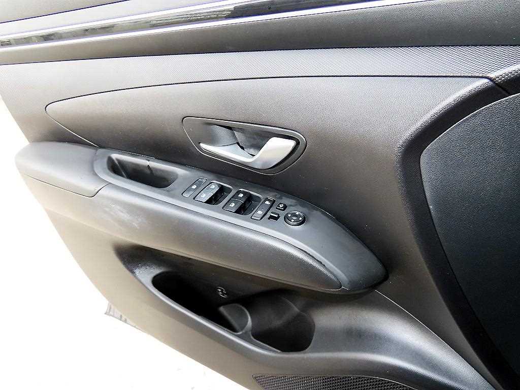 현대 더 올뉴투싼 2.0 디젤 2WD 모던 - 이미지 15