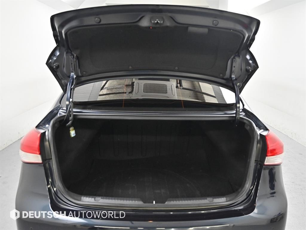 기아 더 뉴K3 1.6 디젤 트렌디 - 이미지 8