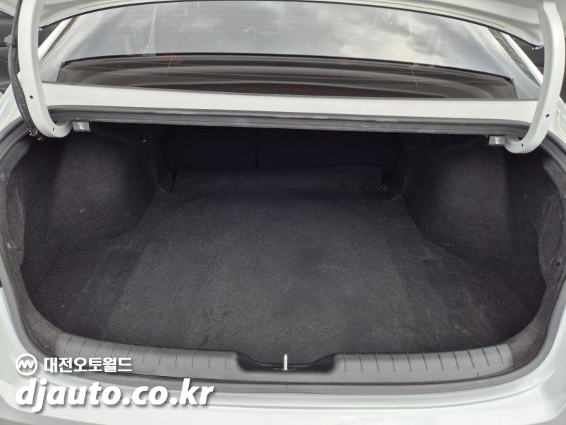 현대 아반떼(CN7) 1.6 가솔린 모던 - 이미지 20