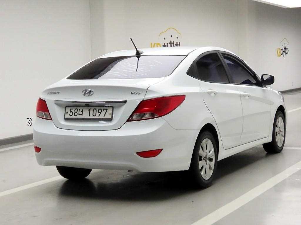 현대 엑센트 신형 1.4 VVT 모던 - 이미지 7