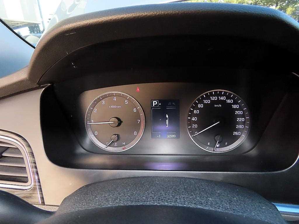 현대 LF쏘나타 2.0 CVVL 스마트 - 이미지 3