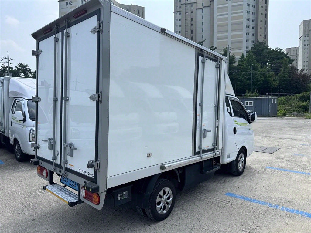 현대 포터II 일렉트릭 내장탑차 하이 - 이미지 5