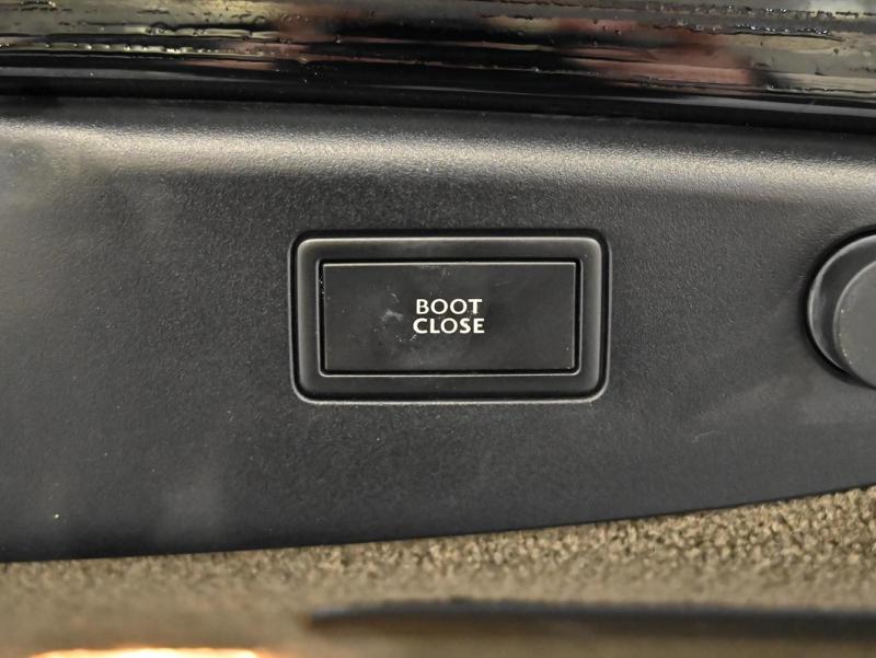 벤틀리 뉴플라잉스퍼 4.0 V8 - 이미지 15