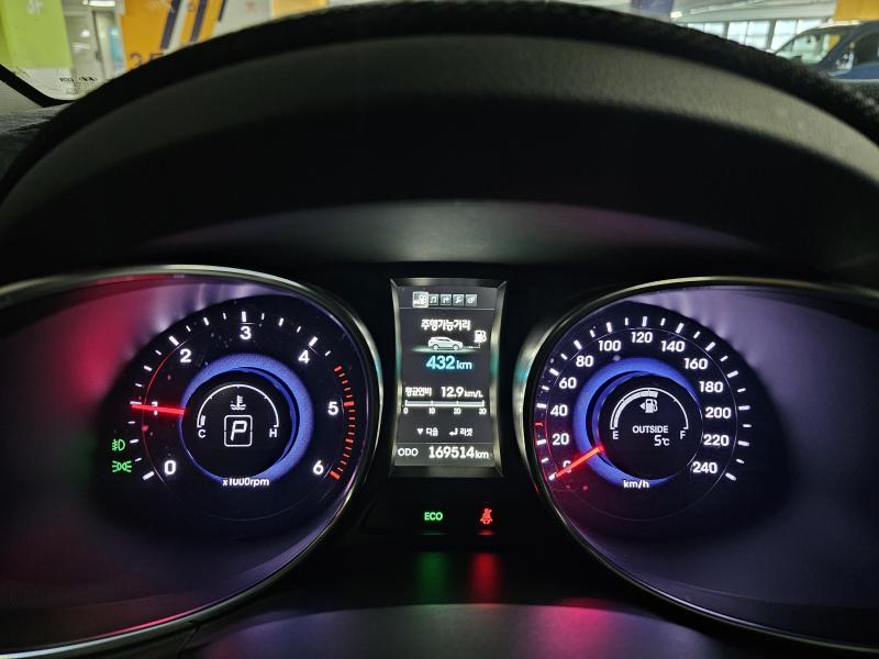 현대 싼타페(DM) 디젤 R2.0 4WD 익스클루시브 - 이미지 16