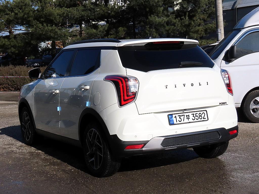 KG모빌리티(쌍용) 더 뉴티볼리 1.6 가솔린 2WD V3 - 이미지 20