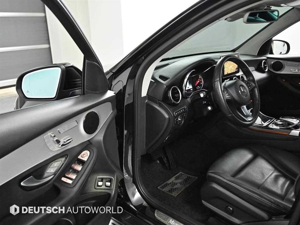 벤츠 GLC클래스 GLC 350e 4매틱 프리미엄 - 이미지 14