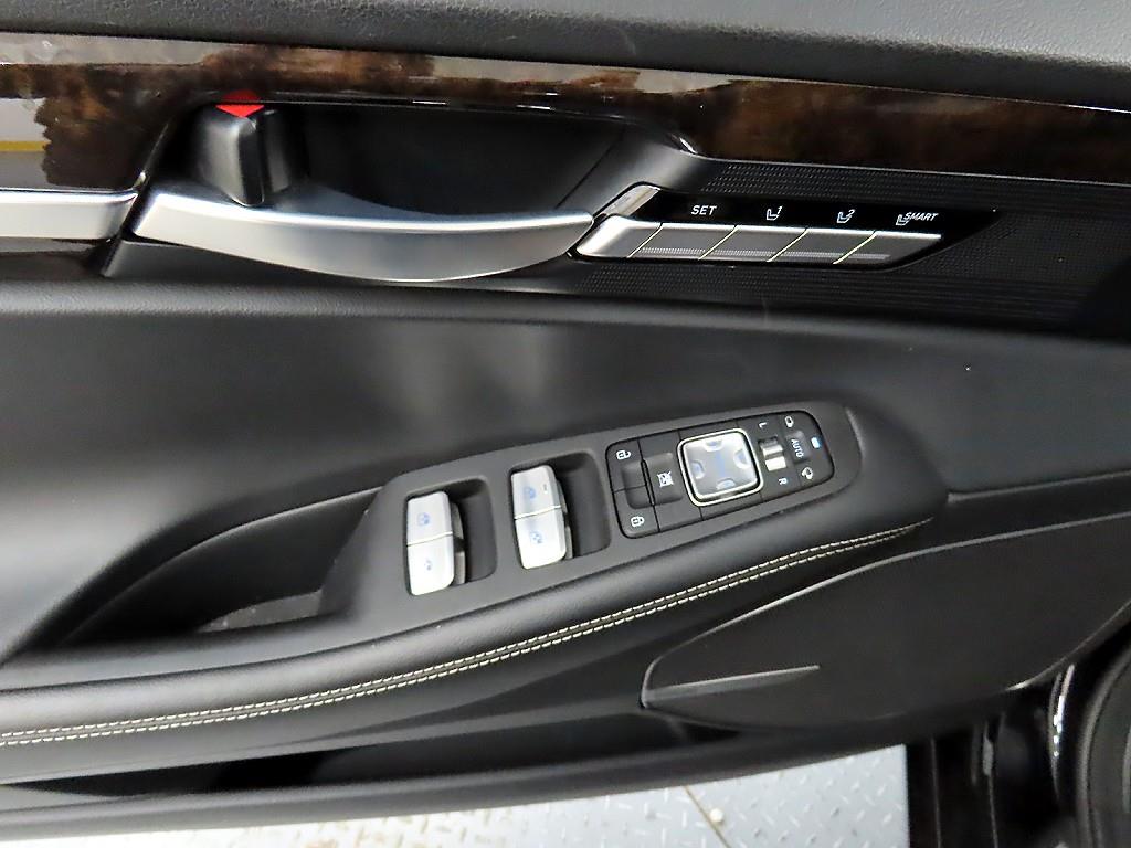 제네시스 G90 3.8 AWD 럭셔리 - 이미지 11