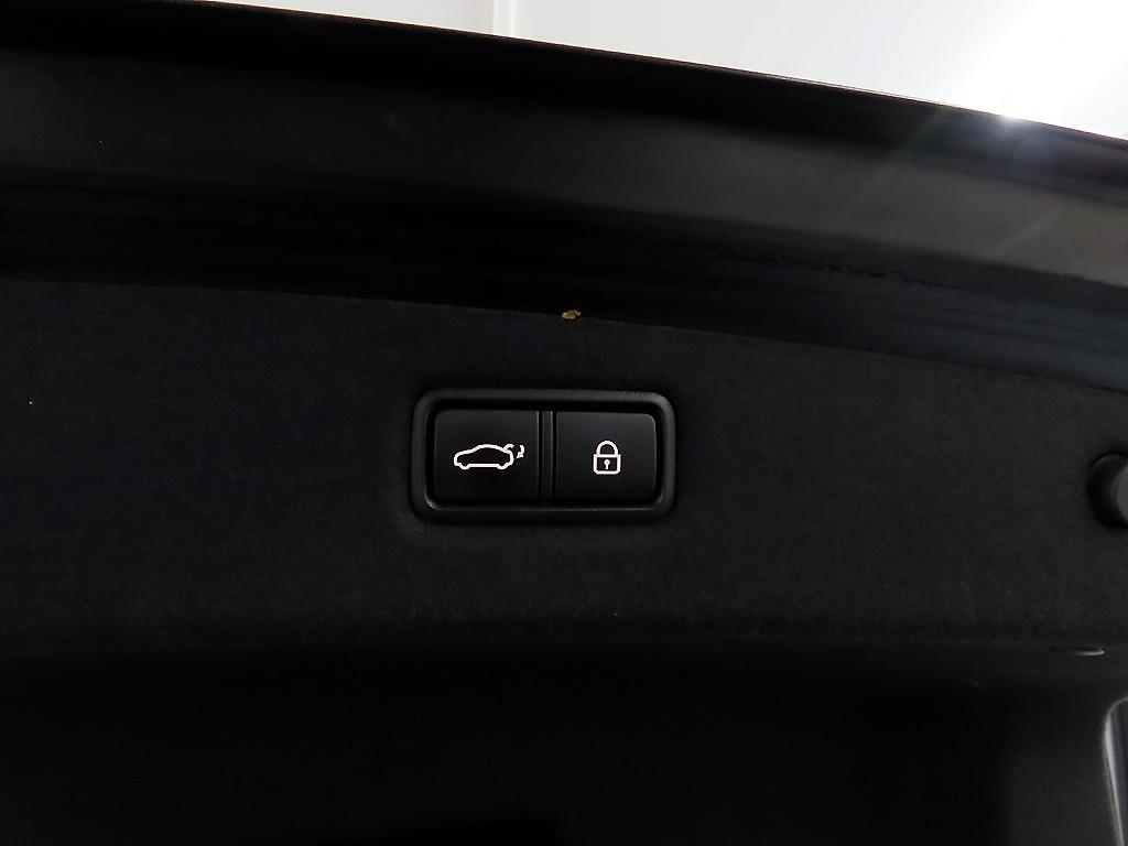 제네시스 G90 3.8 AWD 럭셔리 - 이미지 13