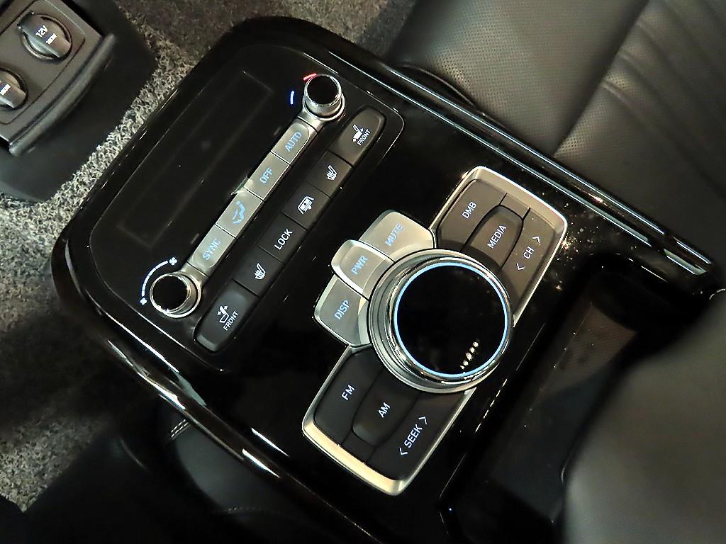 제네시스 G90 3.8 AWD 럭셔리 - 이미지 19