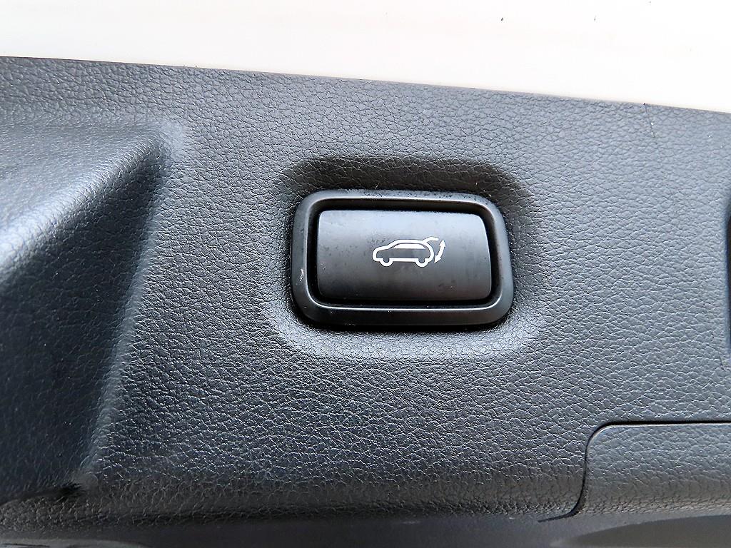 현대 싼타페(TM) R2.0 2WD 익스클루시브 스페셜 - 이미지 20