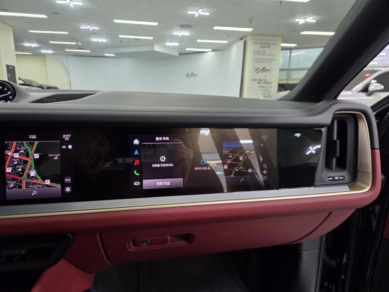 포르쉐 카이엔(3세대) 3.0 V6 쿠페 - 이미지 11