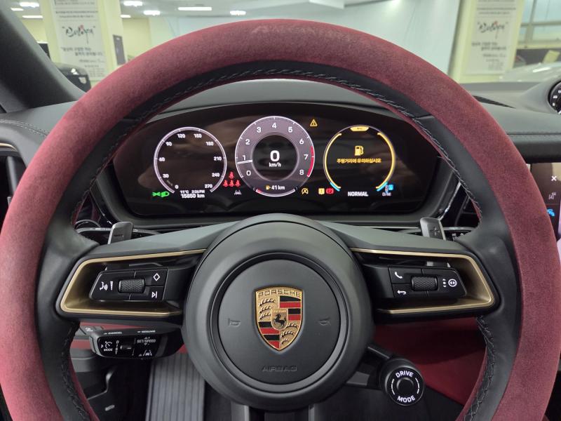 포르쉐 카이엔(3세대) 3.0 V6 쿠페 - 이미지 10