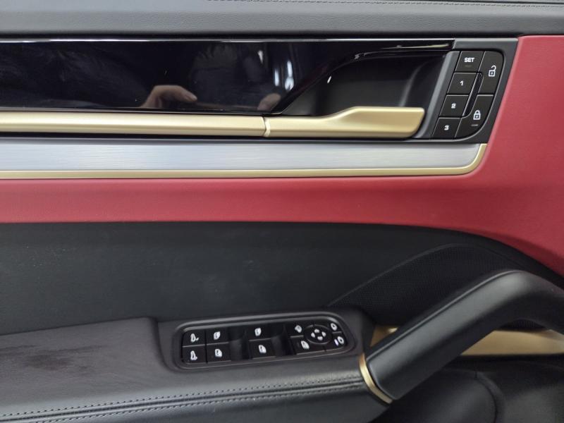 포르쉐 카이엔(3세대) 3.0 V6 쿠페 - 이미지 2