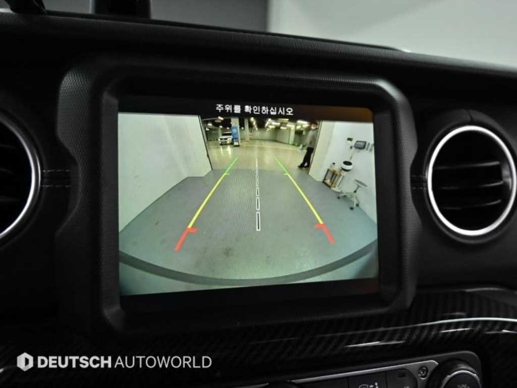 지프 랭글러(JL) 2.0 오버랜드 4DR - 이미지 17