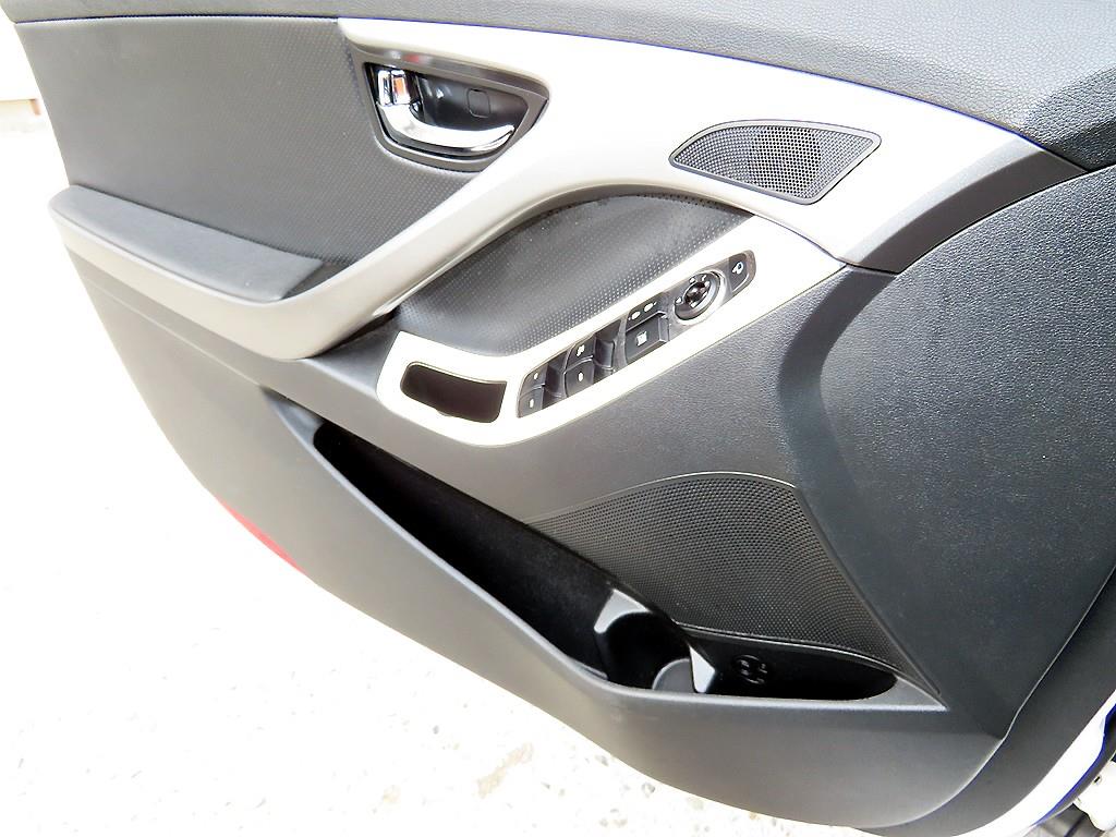 현대 아반떼MD M16 GDi 모던 - 이미지 3