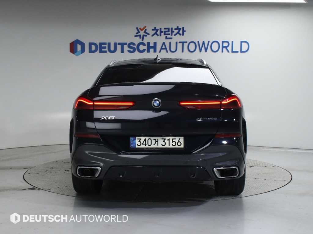 BMW X6(3세대) 30d xDrive M 스포츠팩 - 이미지 12