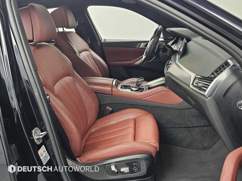 BMW X6(3세대) 30d xDrive M 스포츠팩 - 이미지 11