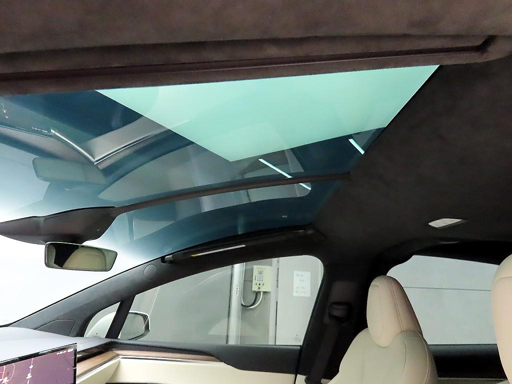 테슬라 모델 X AWD - 이미지 5