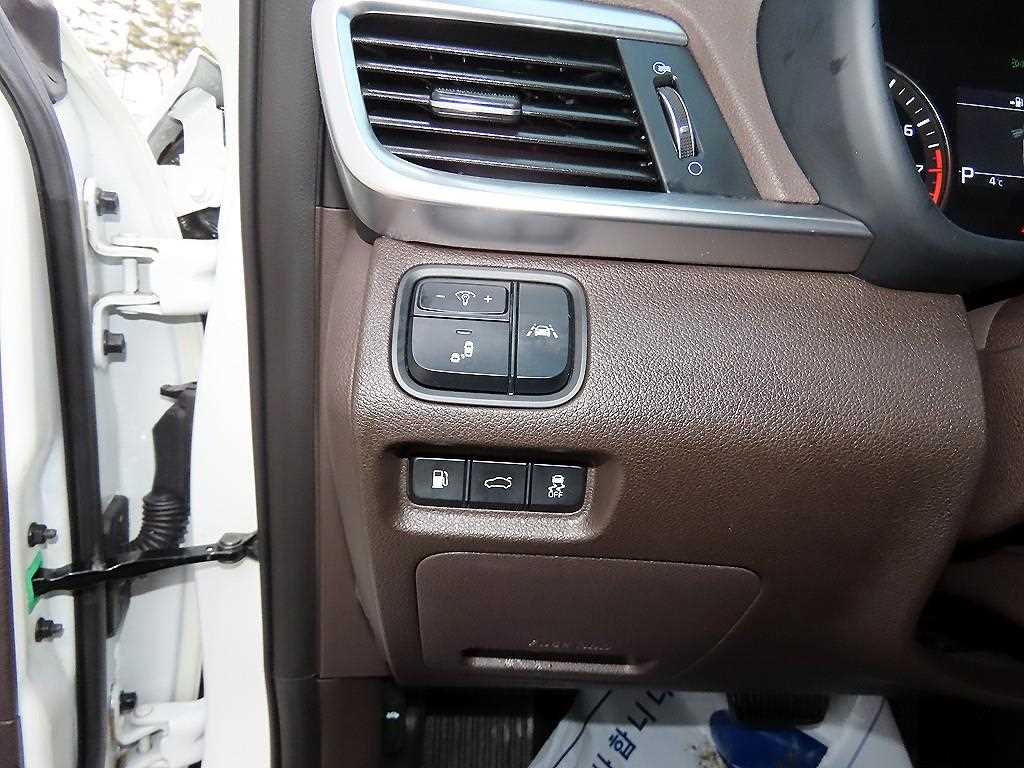 기아 뉴 신형K5 1.6 터보 노블레스 스페셜 - 이미지 12