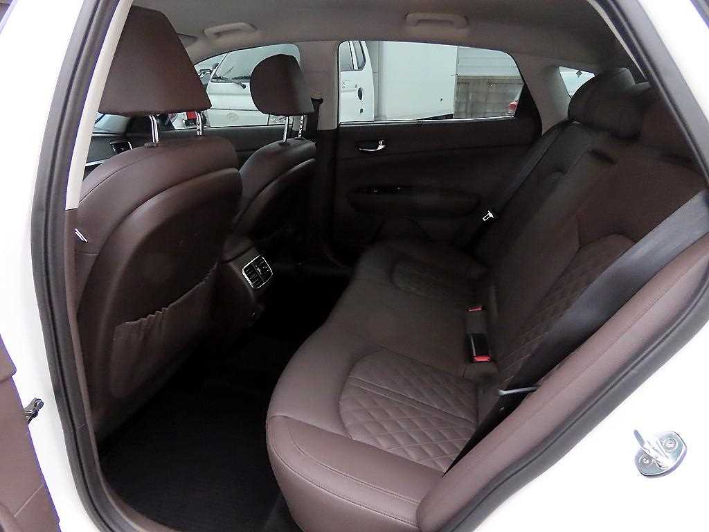 기아 뉴 신형K5 1.6 터보 노블레스 스페셜 - 이미지 8