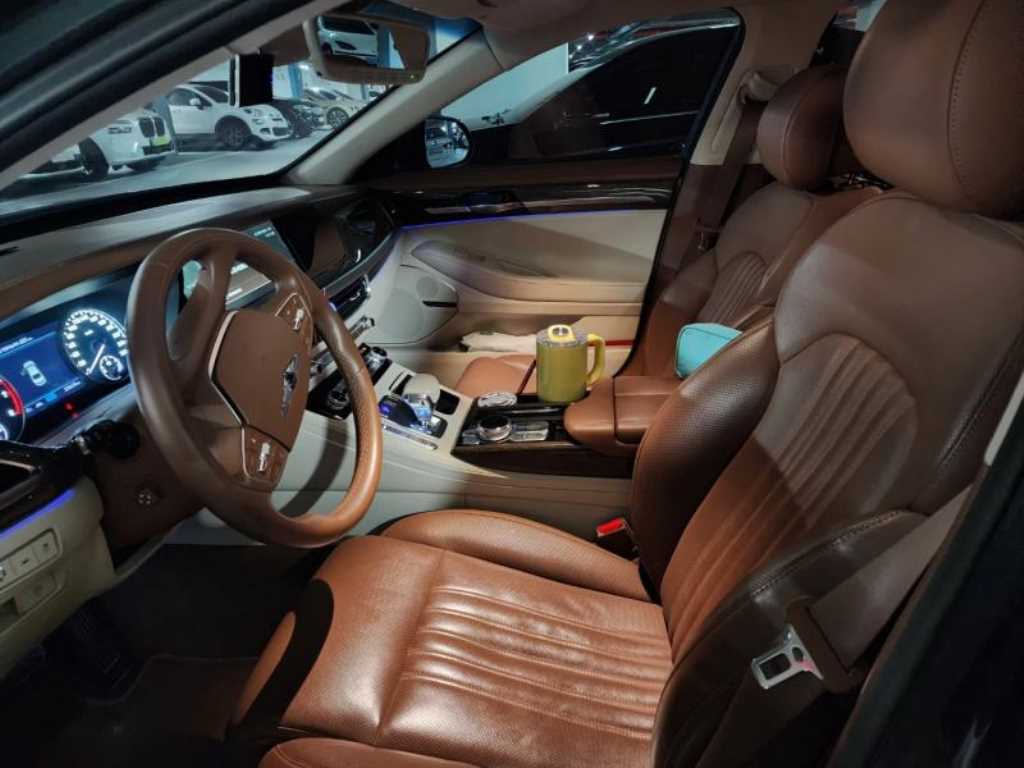 제네시스 G90 3.8 AWD 프리미엄 럭셔리 - 이미지 4