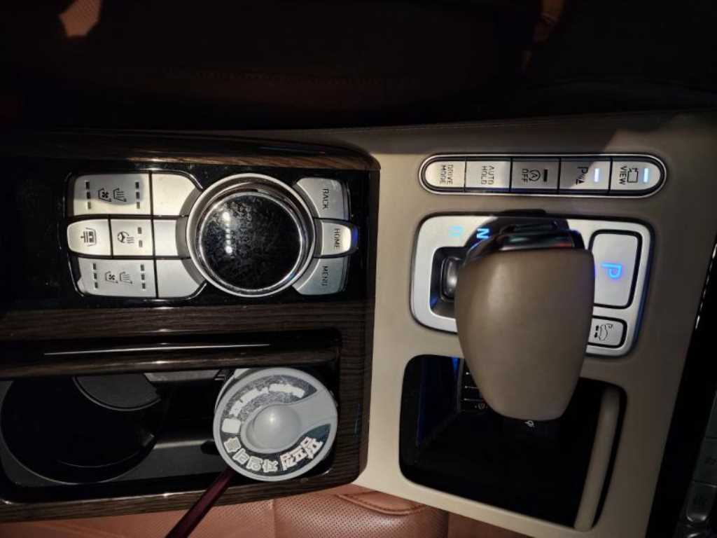 제네시스 G90 3.8 AWD 프리미엄 럭셔리 - 이미지 18