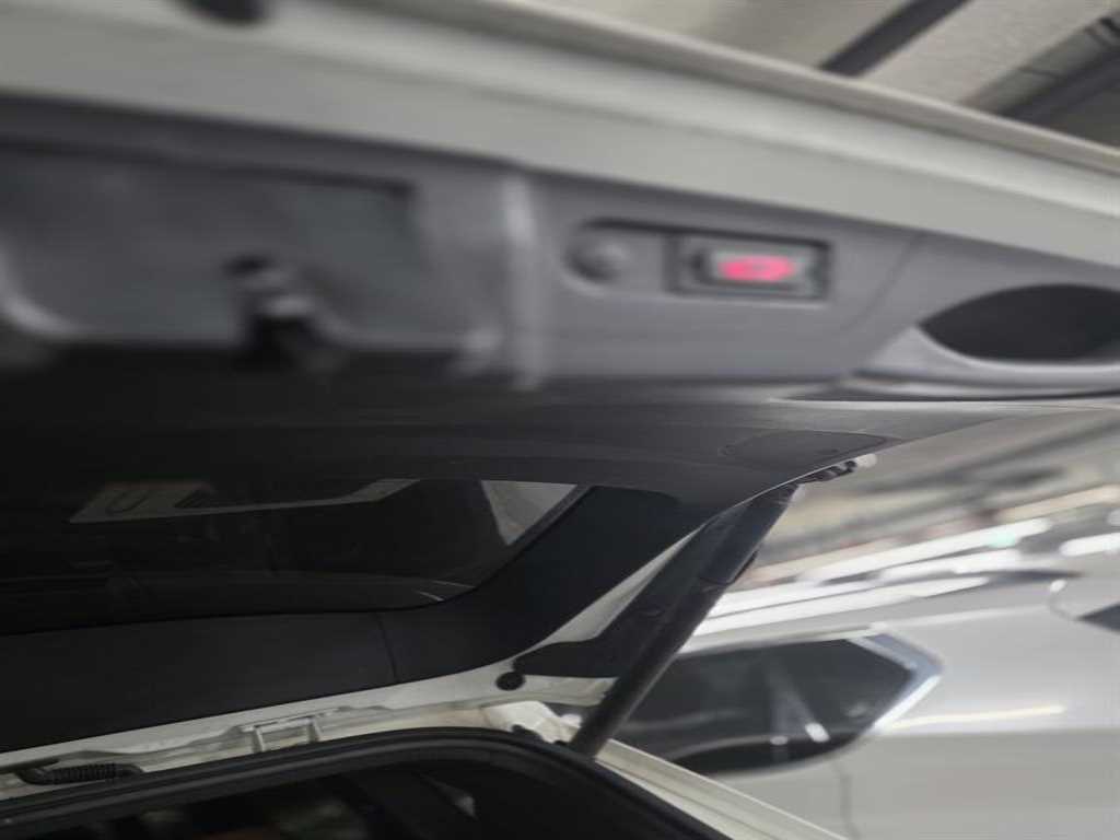 KG모빌리티(쌍용) G4 렉스턴 2.2 4WD 마제스티 - 이미지 7