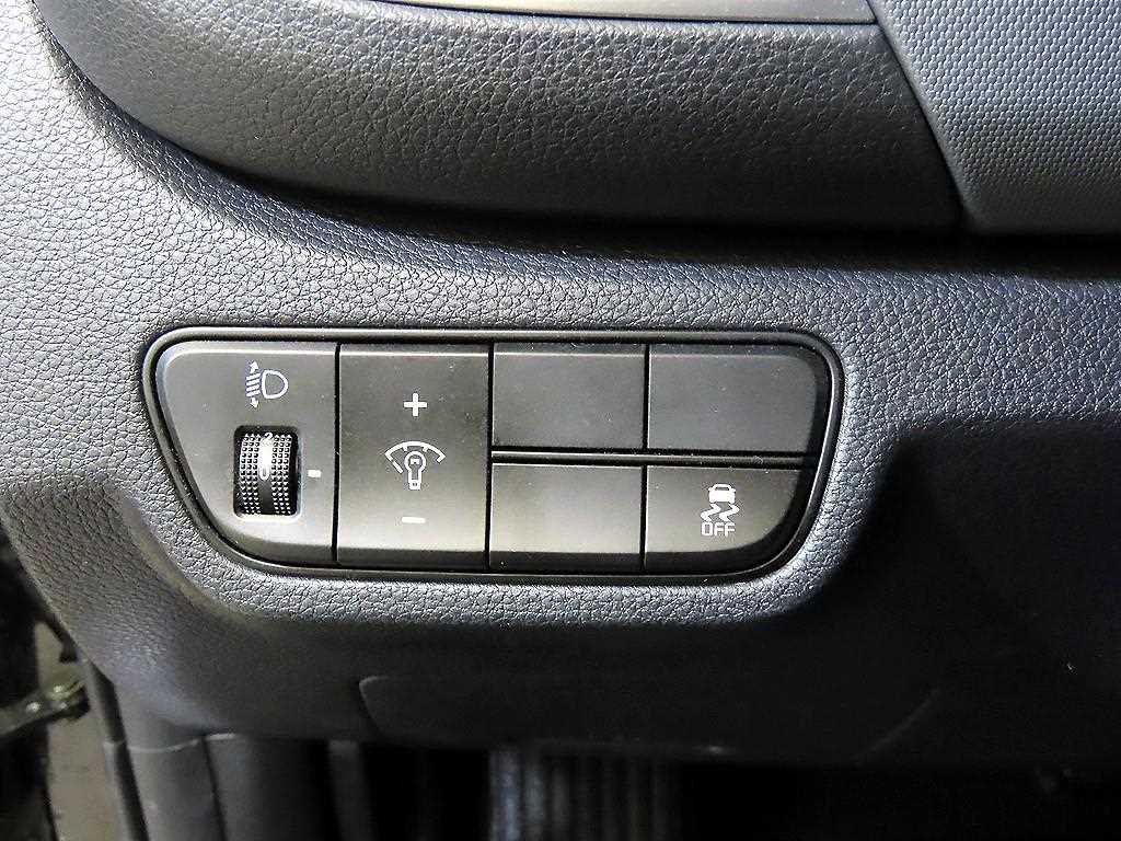 기아 더 뉴셀토스 1.6 가솔린 터보 2WD 트렌디 - 이미지 19