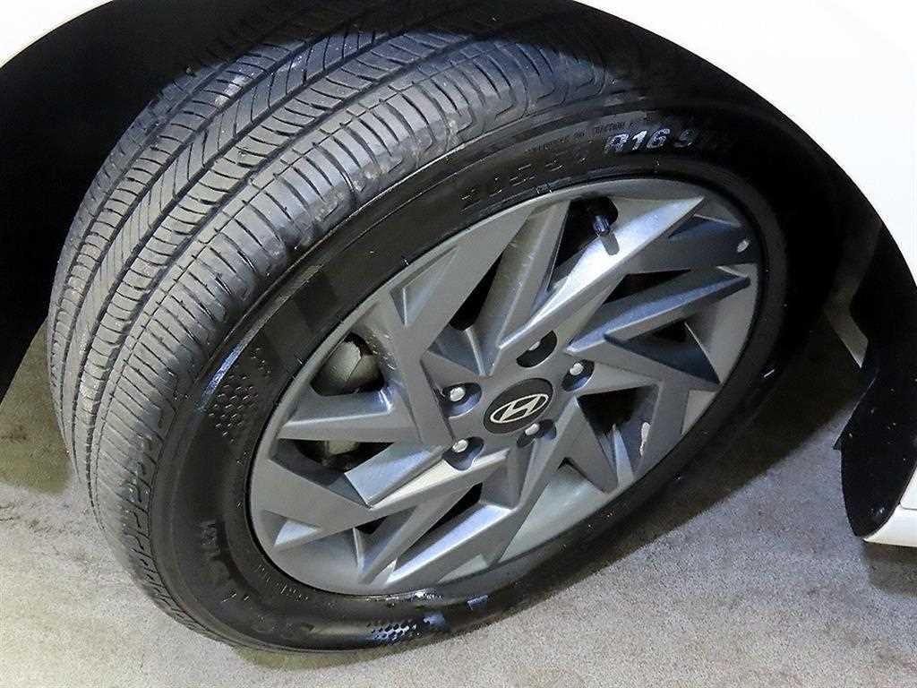 현대 더 뉴아반떼(CN7) 가솔린 1.6 모던 - 이미지 17