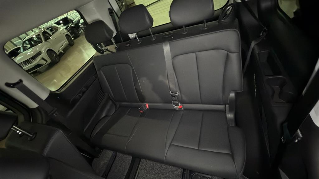 현대 스타리아 2.2 디젤 투어러 9인승 4WD 모던 - 이미지 15