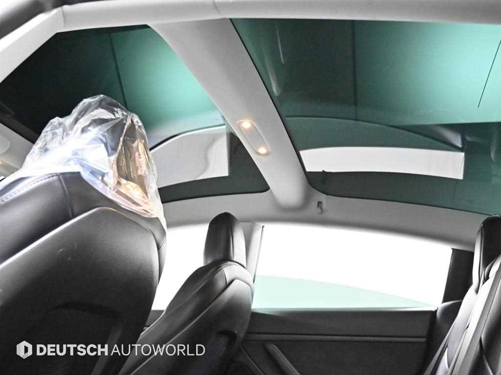 테슬라 모델 3 AWD 롱 레인지 - 이미지 12