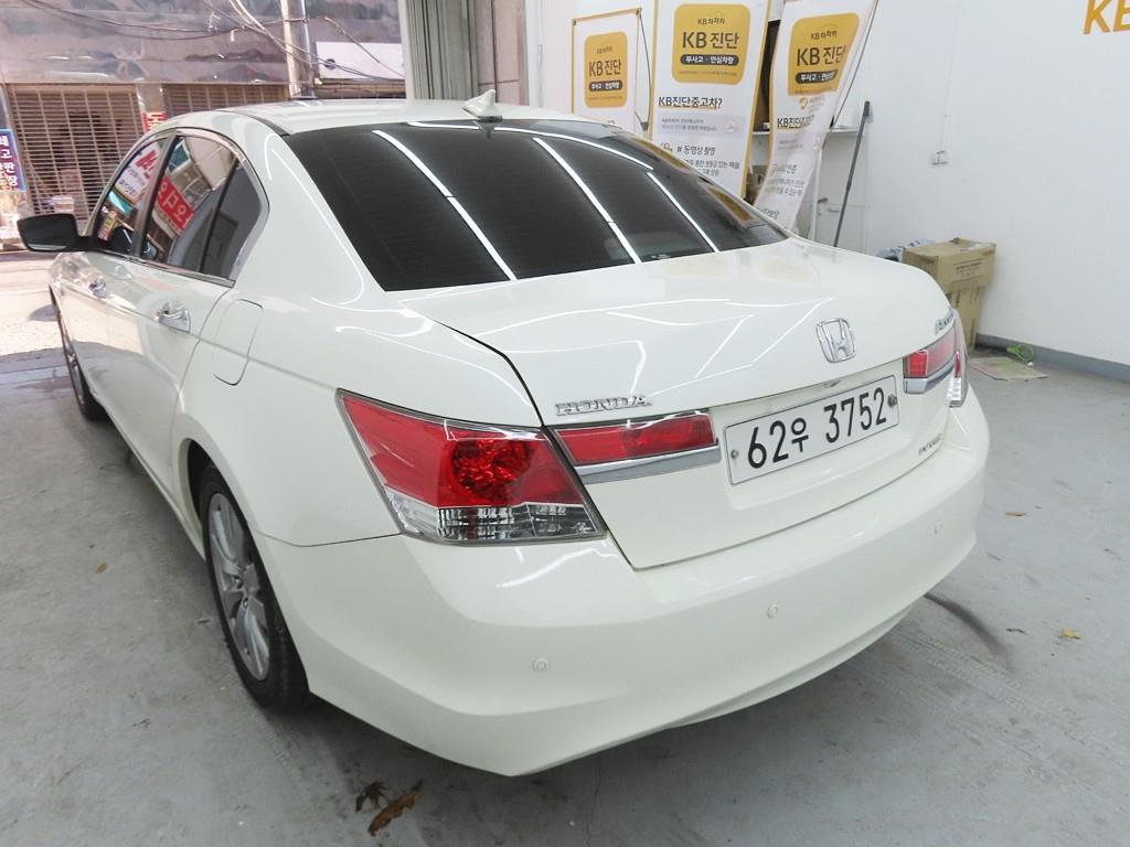 혼다 어코드(8세대) 2.4 - 이미지 8