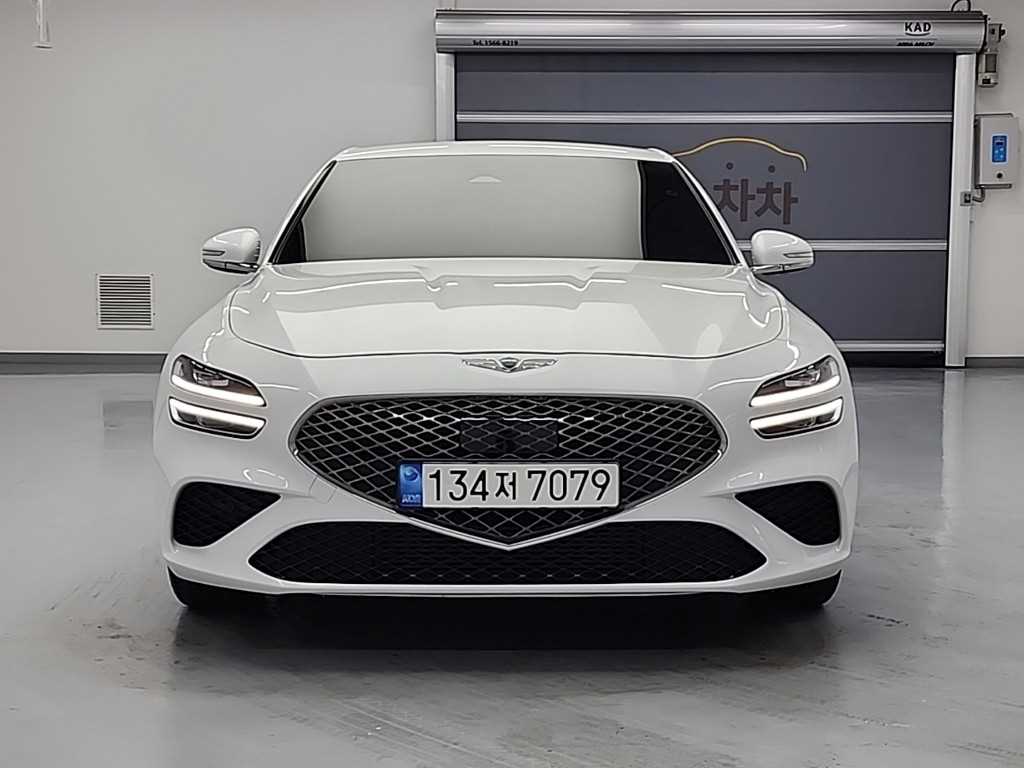 제네시스 더 뉴G70 가솔린 2.0T 2WD 기본형 - 이미지 12