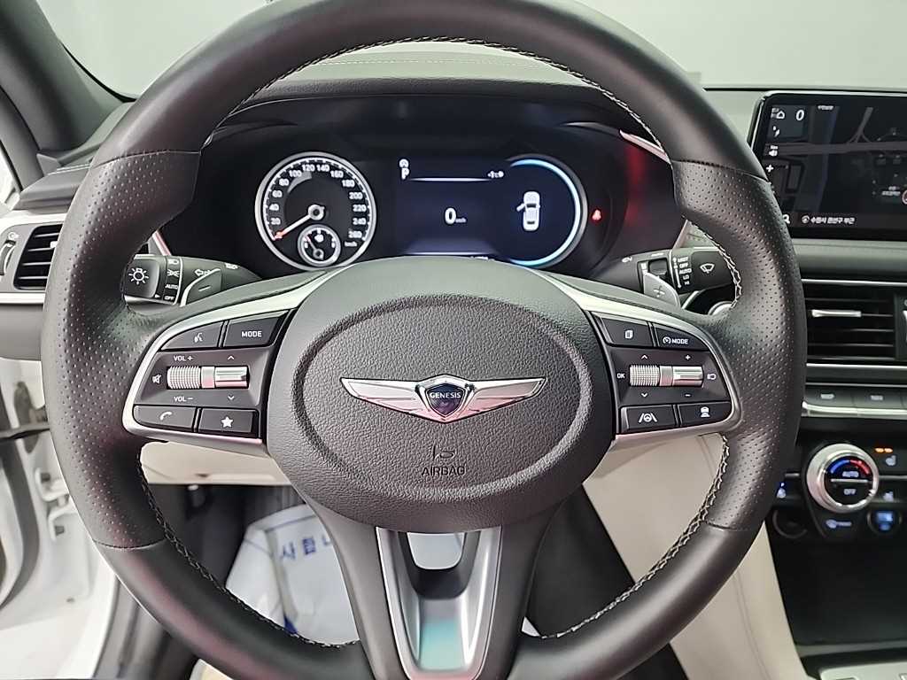 제네시스 더 뉴G70 가솔린 2.0T 2WD 기본형 - 이미지 14