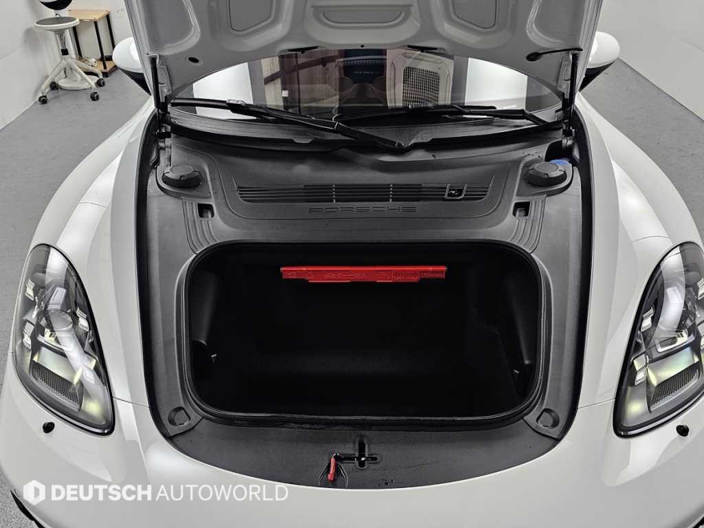 포르쉐 박스터(718) 4.0 GTS - 이미지 8