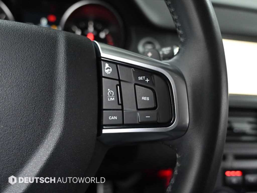 랜드로버 디스커버리 스포츠 2.0 TD4 HSE 럭셔리 - 이미지 7