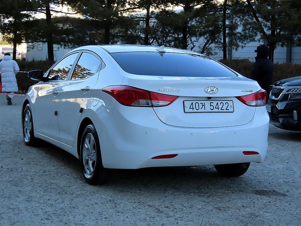 현대 아반떼MD M16 GDi 럭셔리 - 이미지 20