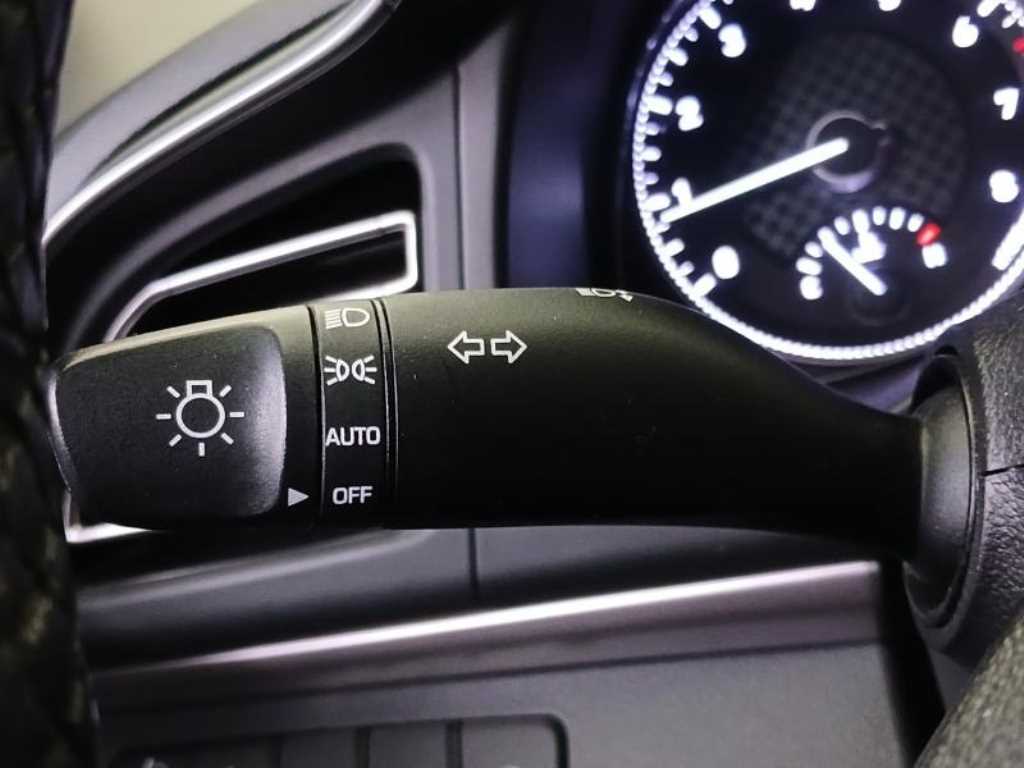 현대 더 뉴아반떼AD 1.6 가솔린 스마트 - 이미지 17