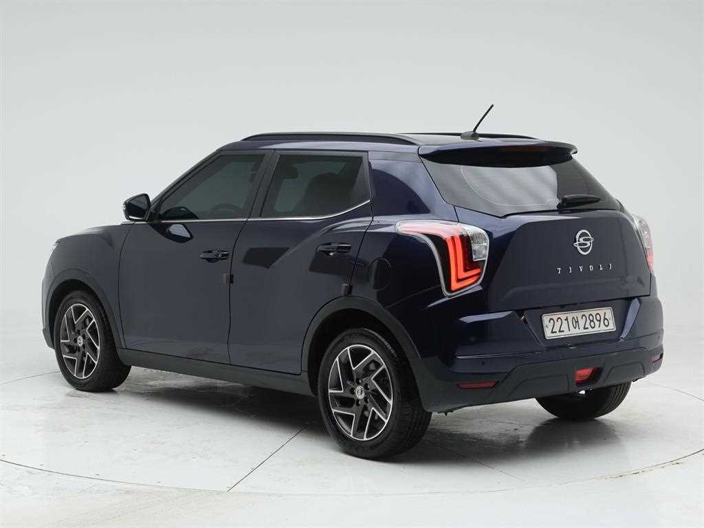 KG모빌리티(쌍용) 베리 뉴 티볼리 1.5 가솔린 2WD V3 - 이미지 4