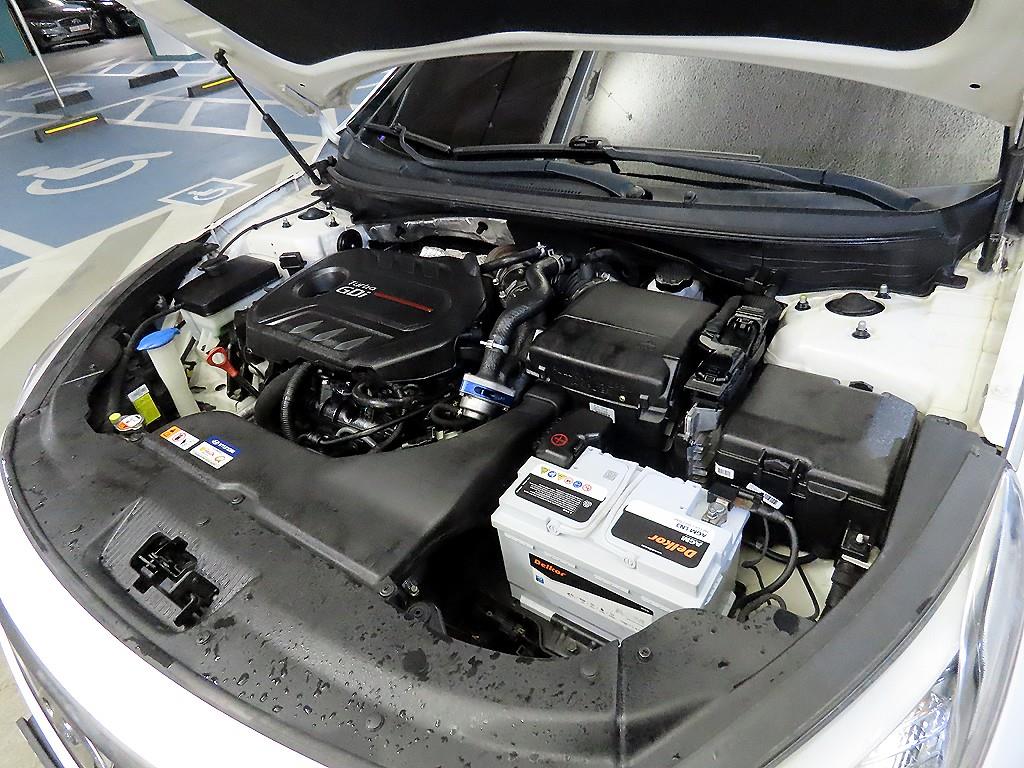 현대 LF쏘나타 2.0 터보 익스클루시브 - 이미지 18