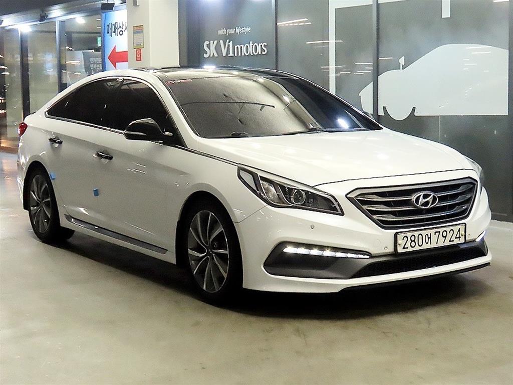 현대 LF쏘나타 2.0 터보 익스클루시브 - 이미지 4