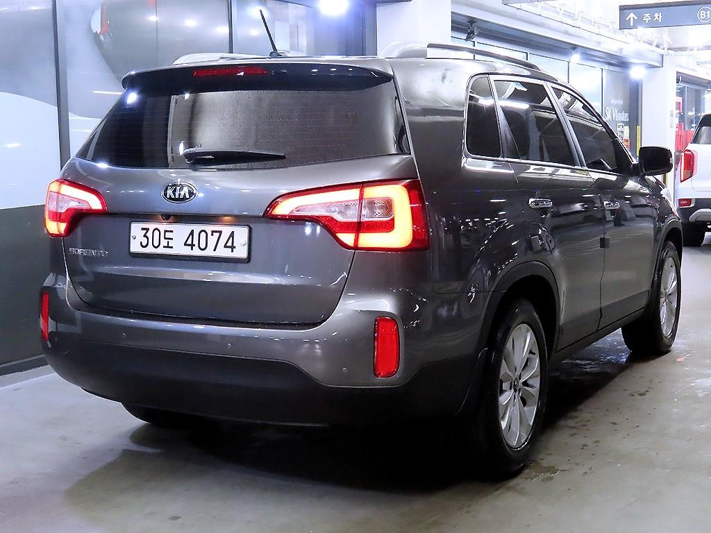 기아 뉴쏘렌토 R R2.0 2WD TLX - 이미지 13