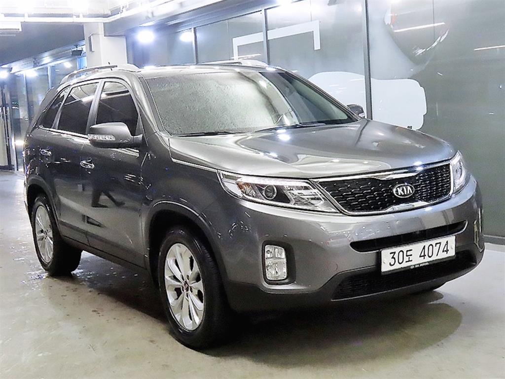 기아 뉴쏘렌토 R R2.0 2WD TLX - 이미지 3