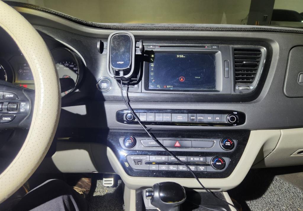 기아 올 뉴카니발 9인승 디젤 럭셔리 - 이미지 2