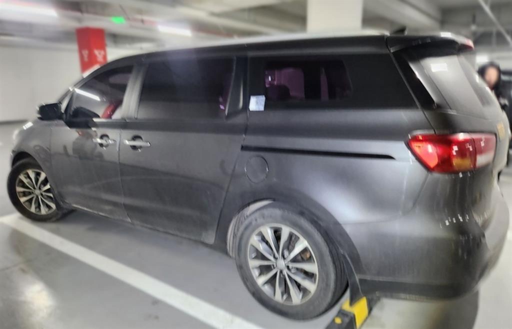 기아 올 뉴카니발 9인승 디젤 럭셔리 - 이미지 9